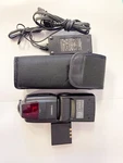 Yongnuo YN686EX-RT Ttl Wireless Master Flash Speedlite Lcd For Canon Dslr Camera. Fixed Price $100.00.