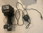 Sunpak Auto 522 Thyristor Handle Mount Flash Untested. Fixed Price $26.97.