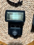 Vivitar DF-283 Shoe Mount Flash For Pentax. Fixed Price $15.75.