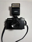 Vintage Camera Sports Illustrated With Kinetic Flash - Untested. Fixed Price $32.20.