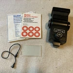 Vivitar 285 Auto Electronic Flash Zoom Thyristor Shoe Mount (untested). Fixed Price $19.99.